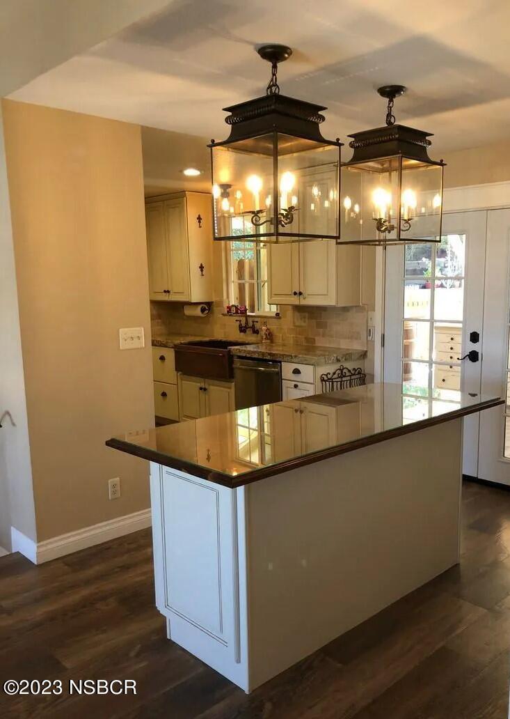 832 Clemens Way Lompoc, CA 93436 - Photo 27 of 30 832 Clemens Way counter (2)