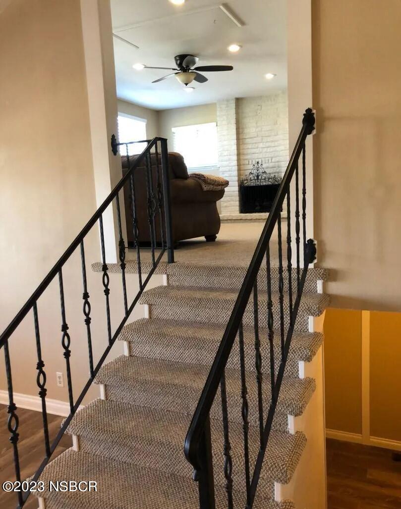 832 Clemens Way Lompoc, CA 93436 - Photo 28 of 30 832 Clemens Way staircase (2)
