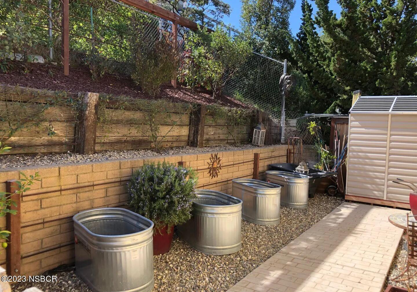 832 Clemens Way Lompoc, CA 93436 - Photo 29 of 30 832 Clemens Way back yard (2)