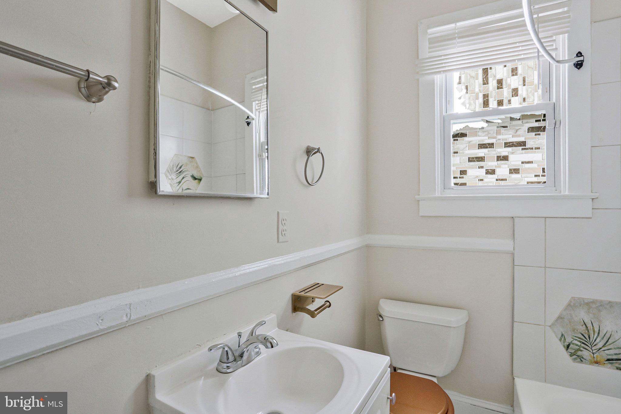 305 9th Street, Unit 2 Laurel, MD 20707 - Photo 17 of 26
