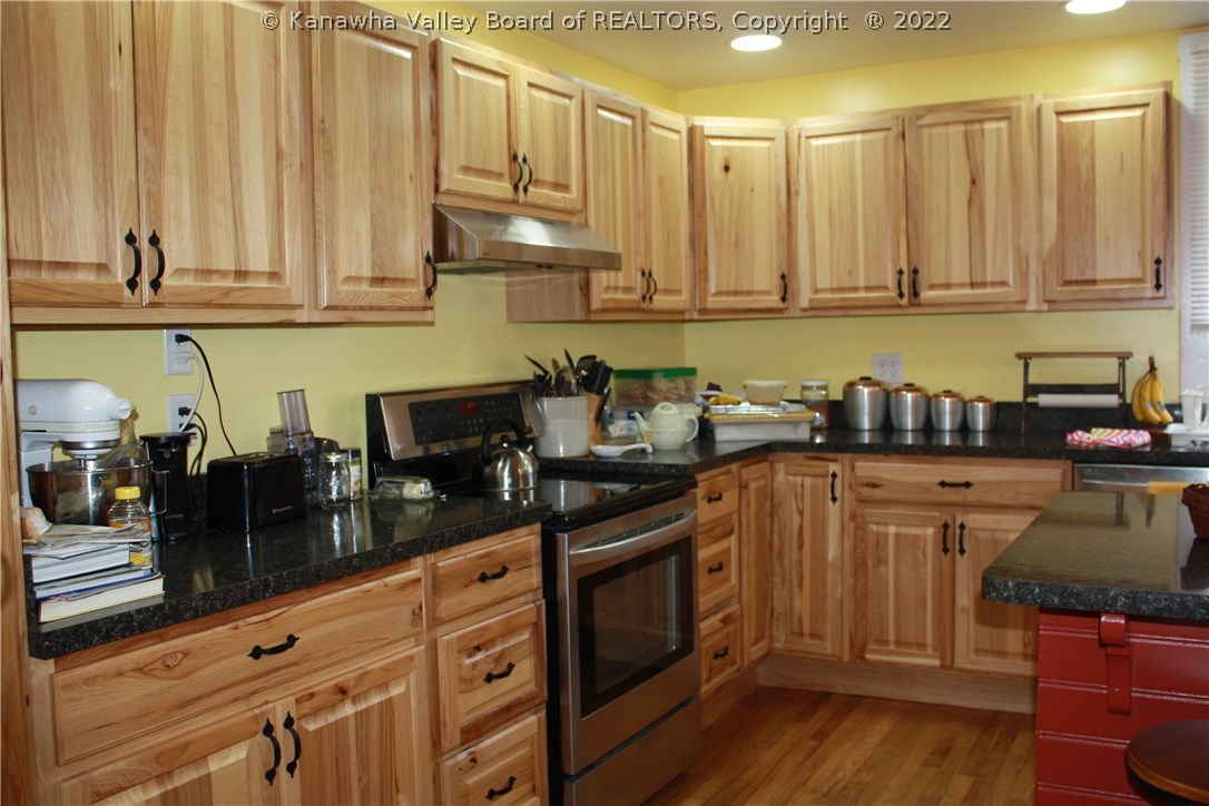 5248 Big Tyler Road Charleston, WV 25313 - Photo 13 of 27 Gallery Image 13