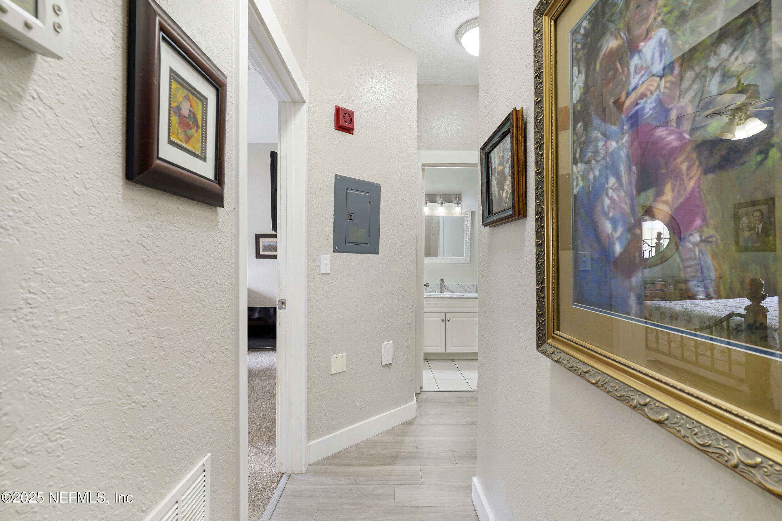 1125 Vista Cove Road St. Augustine, FL 32084 - Photo 29 of 62 Hallway