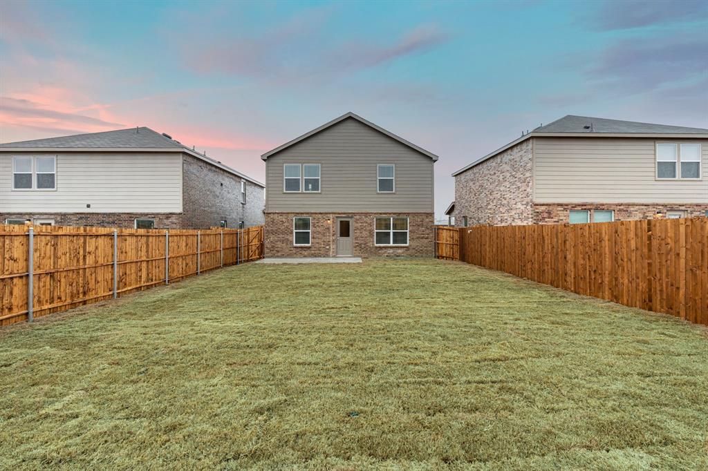 321 Hopson Street Van Alstyne, TX 75495 - Photo 16 of 17