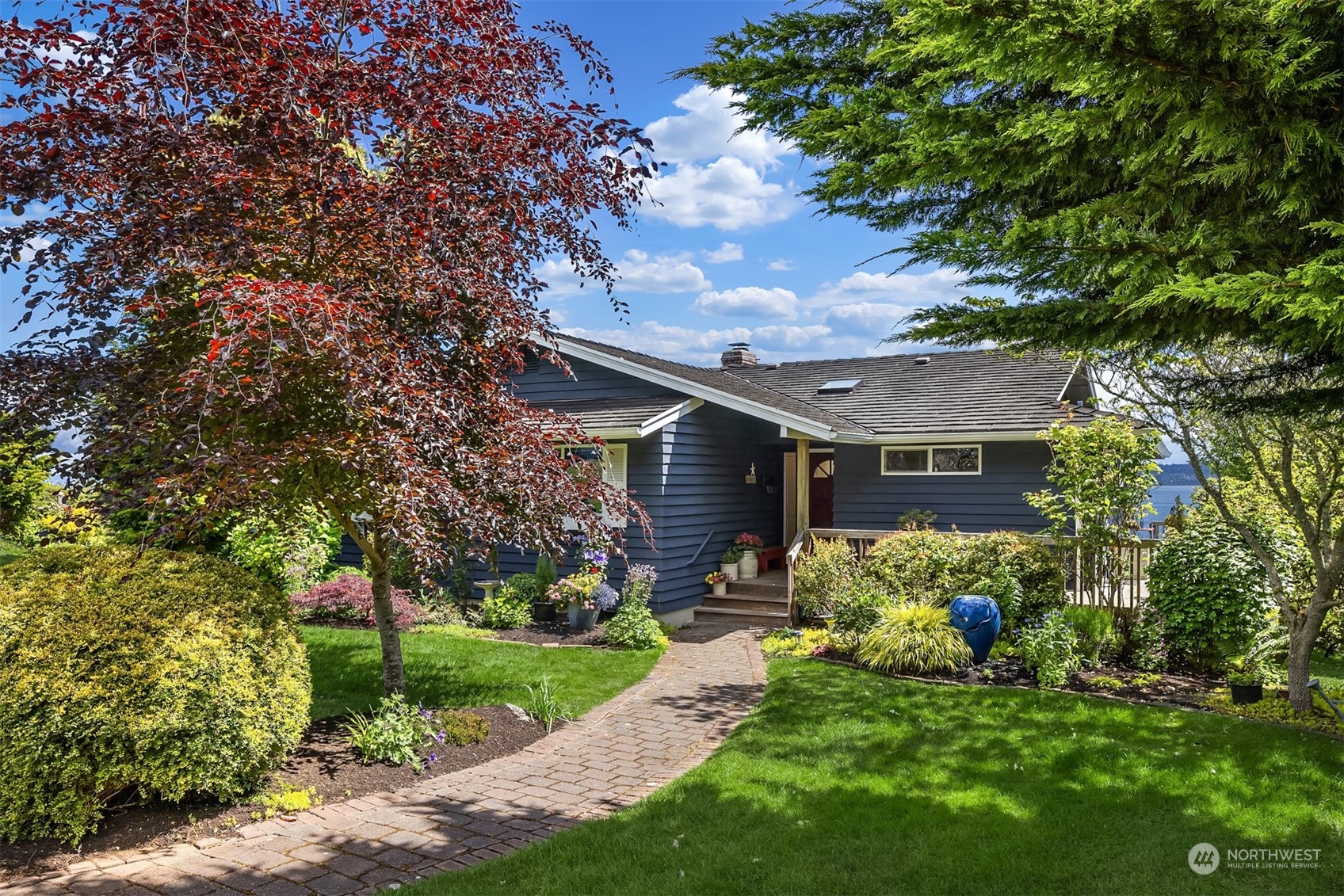 23250 Jefferson Point Road Northeast Kingston, WA 98346 - Photo 3 of 40 Gallery Image 3