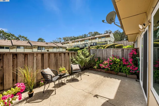 a view of a house with a garage