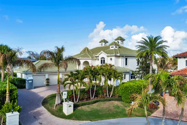 $9,495,000 | 17129 Southeast Limerick Court, Tequesta, FL 33469