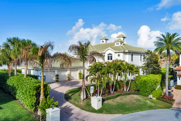$9,495,000 | 17129 Southeast Limerick Court, Tequesta, FL 33469