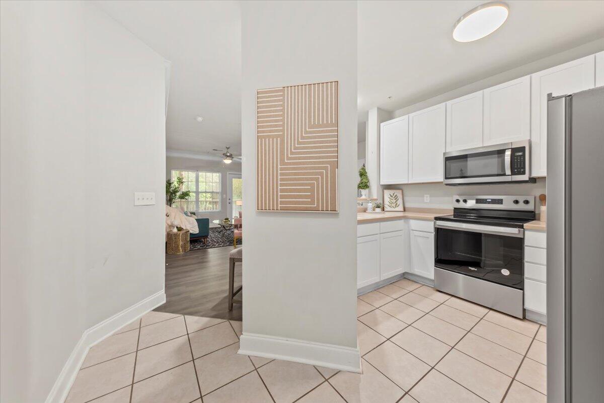 1012 Basildon Road Mount Pleasant, SC 29466 - Photo 3 of 38 04-DKM5221