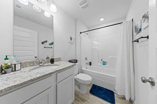 $2,300 | 8812 Gristmill Way, Milton, FL 32583