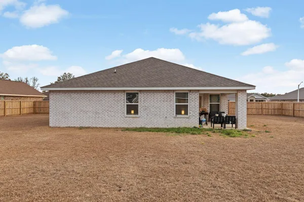 $2,300 | 8812 Gristmill Way, Milton, FL 32583