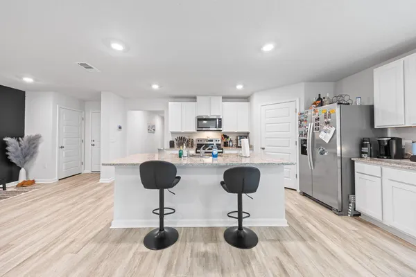 $2,300 | 8812 Gristmill Way, Milton, FL 32583