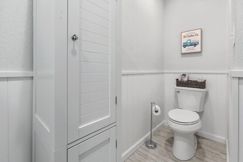 78 Cozy Cove Road, Unit 45 Branson, MO 65616 - Photo 14 of 30 Comfort Height Stool & Extra Storage