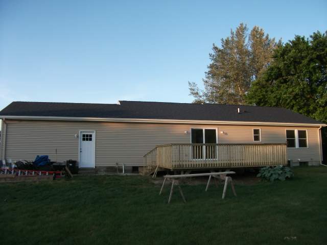 10400 Beecher Road Flushing, MI 48433 - Photo 2 of 16 31107367-1.JPG