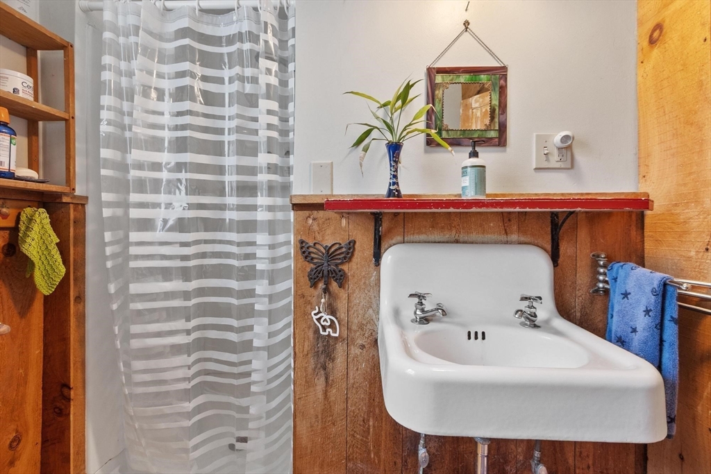 115 Ball Hill Road Princeton, MA 01541 - Photo 17 of 40 Gallery Image 17