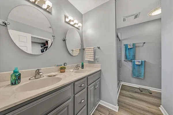 $649,000 | 301 Indian Ridge Drive, Moneta, VA 24121