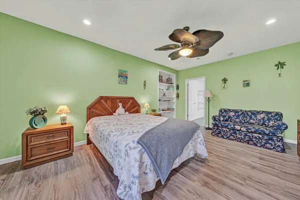 $649,000 | 301 Indian Ridge Drive, Moneta, VA 24121