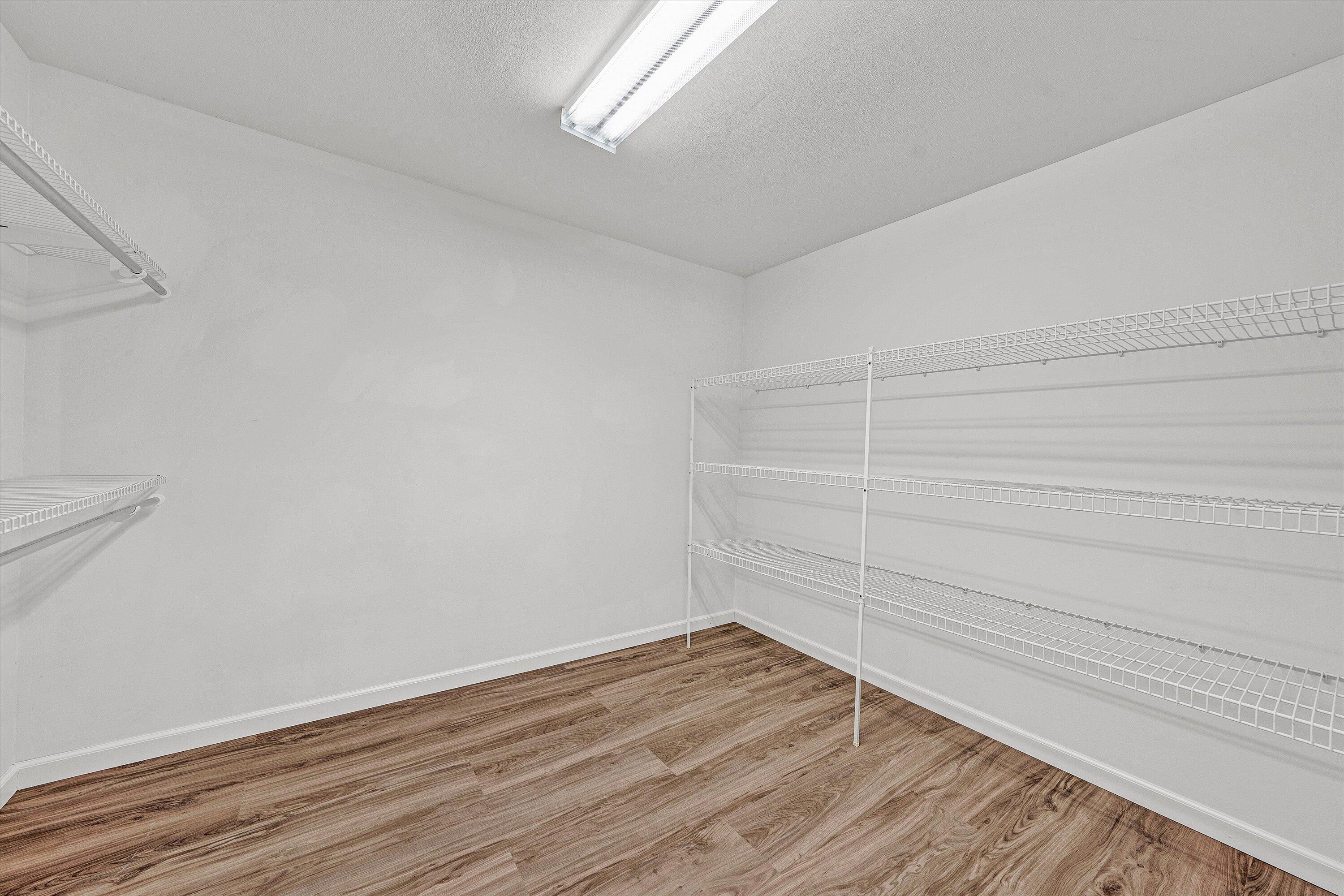 301 Indian Ridge Drive Moneta, VA 24121 - Photo 40 of 73 40-DSC00342