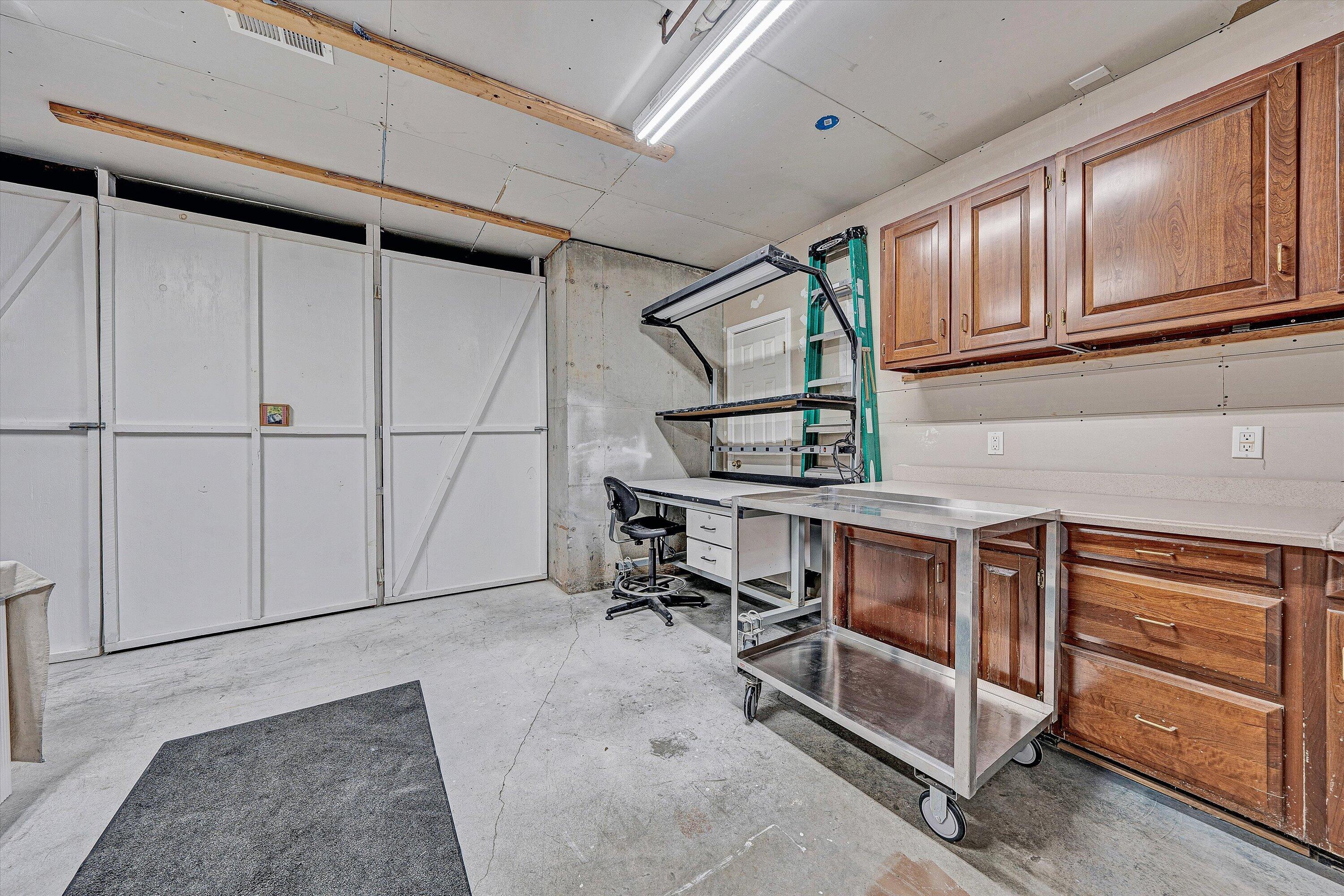 301 Indian Ridge Drive Moneta, VA 24121 - Photo 41 of 73 41-DSC00345