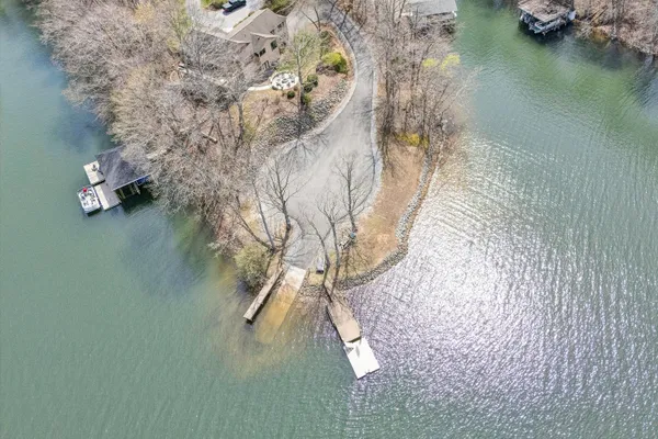 $649,000 | 301 Indian Ridge Drive, Moneta, VA 24121