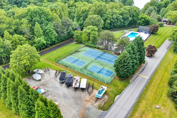 $649,000 | 301 Indian Ridge Drive, Moneta, VA 24121