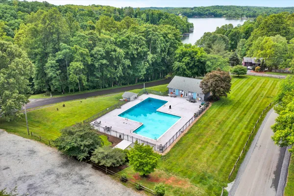 $649,000 | 301 Indian Ridge Drive, Moneta, VA 24121