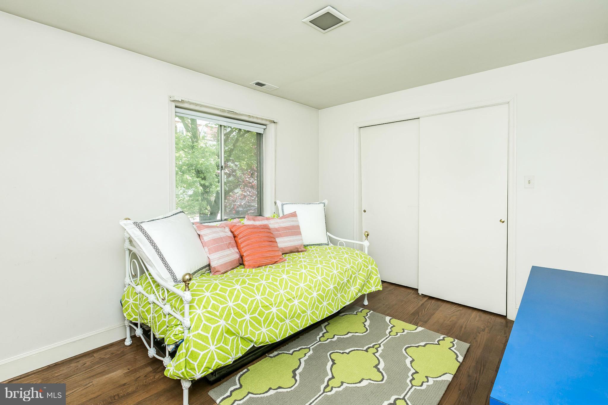 1900 South Road Baltimore, MD 21209 - Photo 17 of 30 Bedroom