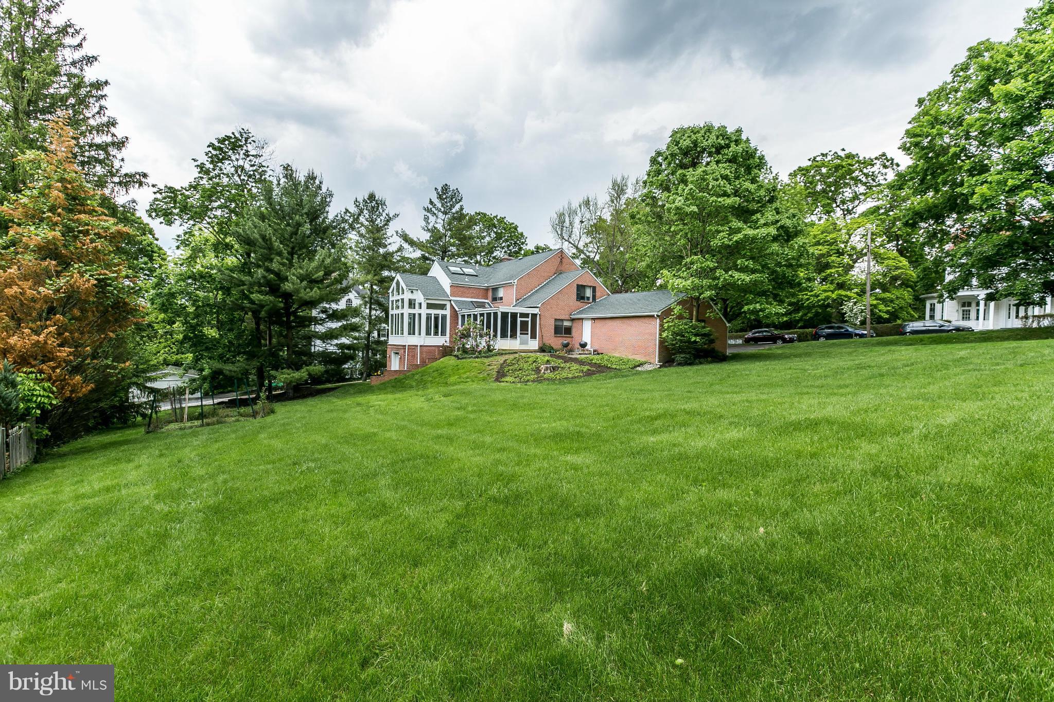 1900 South Road Baltimore, MD 21209 - Photo 29 of 30 Exterior (Rear)