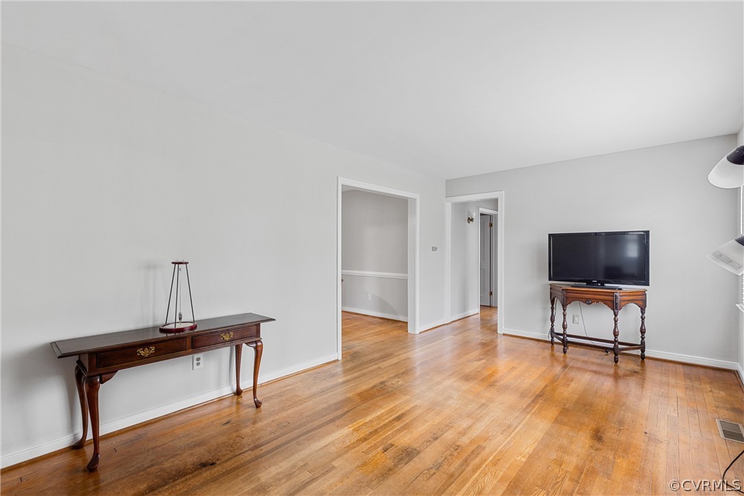 9004 Mapleton Road Henrico, VA 23229 - Photo 3 of 24 Gallery Image 3