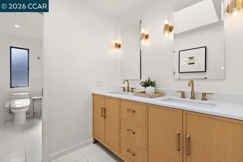 $1,799,000 | 39 Sea Pines Street, Moraga, CA 94556