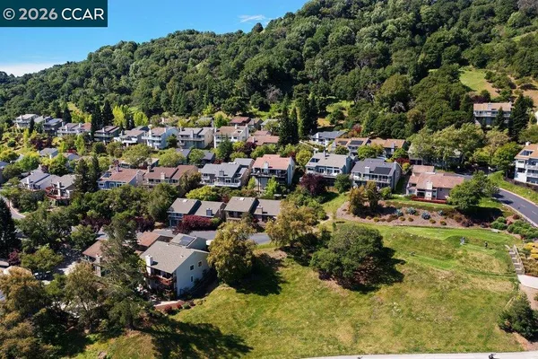 $1,799,000 | 39 Sea Pines Street, Moraga, CA 94556