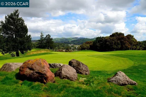 $1,799,000 | 39 Sea Pines Street, Moraga, CA 94556