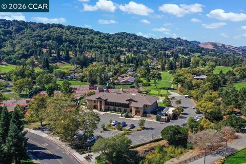 $1,799,000 | 39 Sea Pines Street, Moraga, CA 94556
