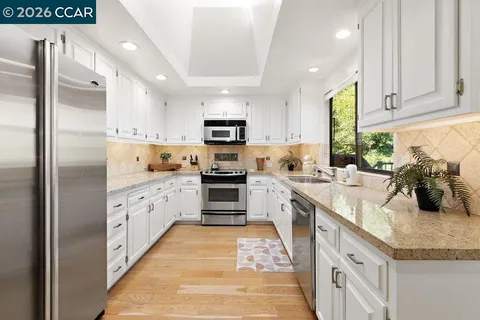 $1,799,000 | 39 Sea Pines Street, Moraga, CA 94556