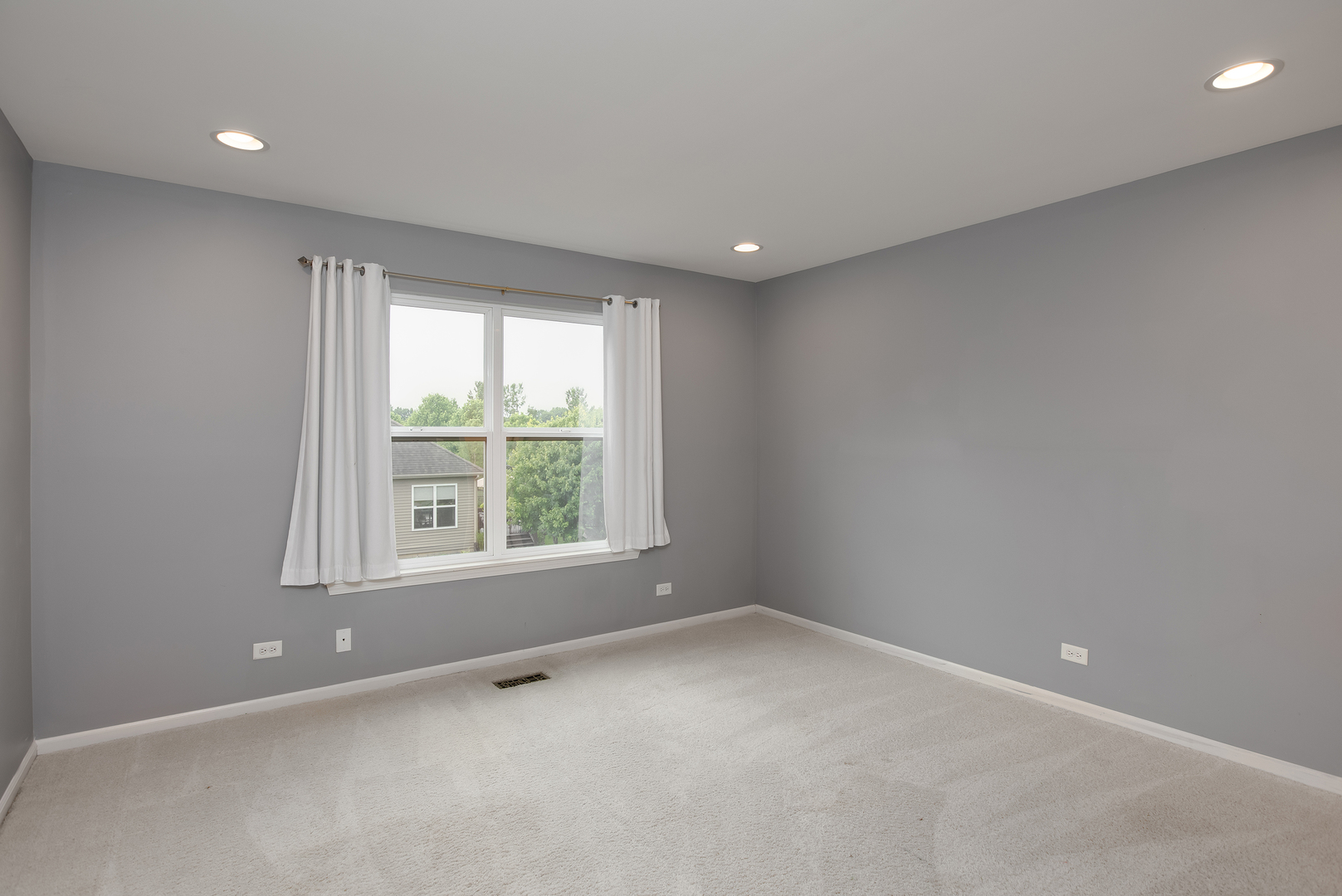 1100 Deerpath Road Aurora, IL 60506 - Photo 18 of 24