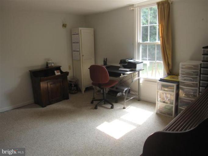 20515 Bucklodge Road Boyds, MD 20841 - Photo 13 of 28 4 Large bedrooms upstairs