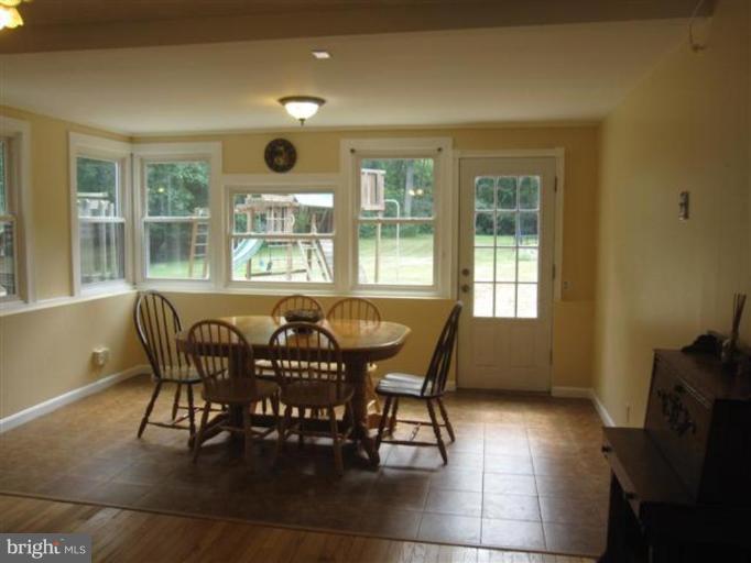 20515 Bucklodge Road Boyds, MD 20841 - Photo 5 of 28 Huge dining area