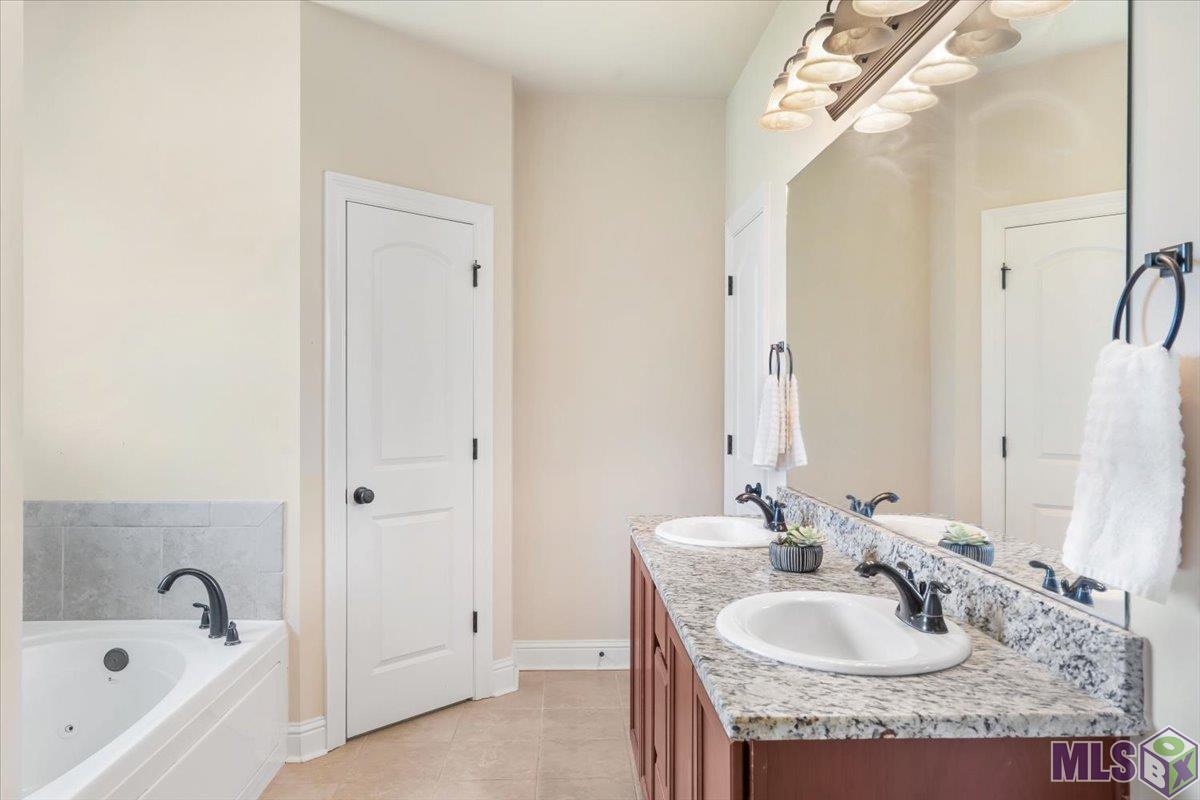 17729 Waterloo Drive Baton Rouge, LA 70817 - Photo 13 of 23 Gallery Image 13