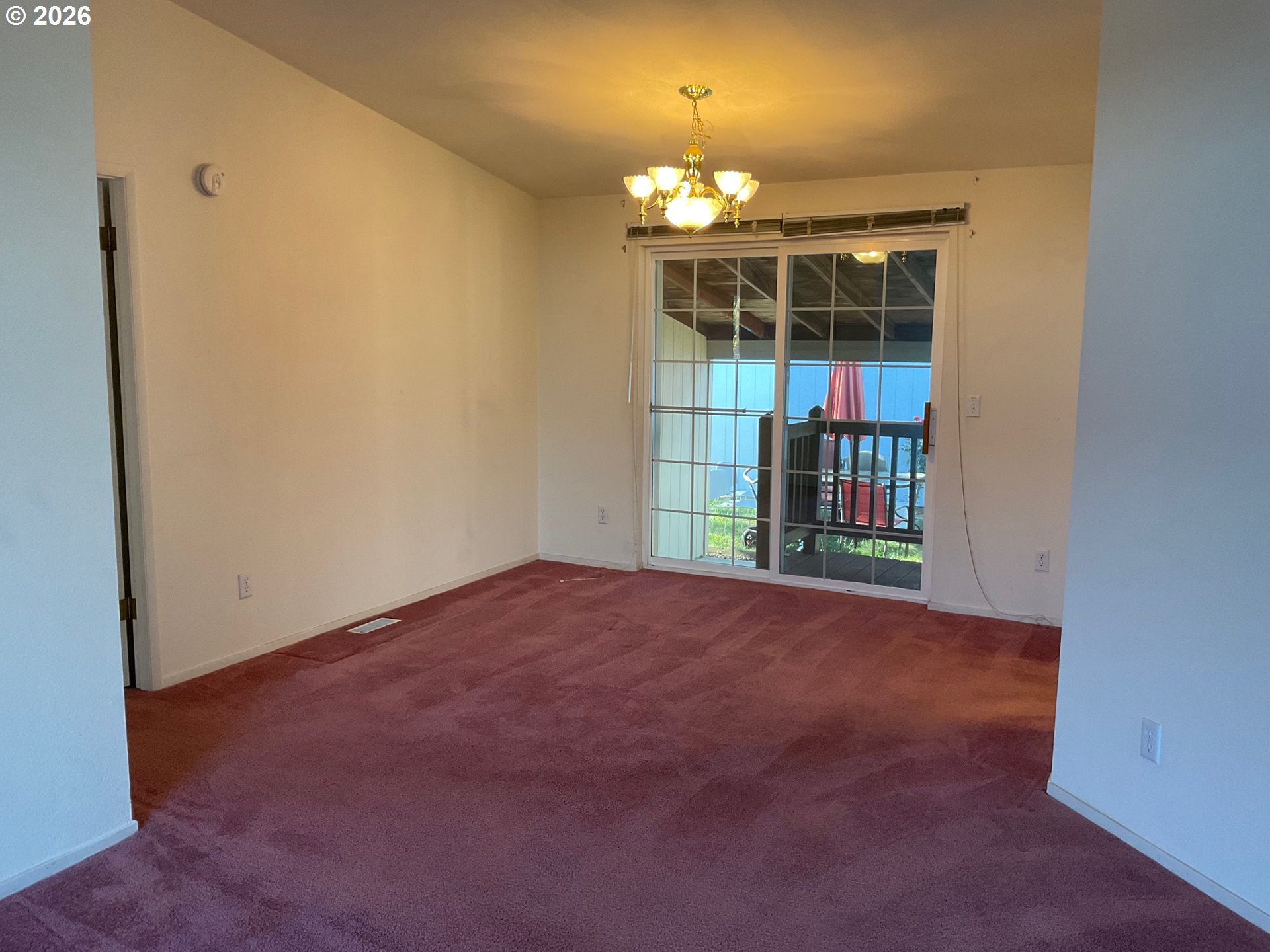 1949 Southeast Palmquist Road, Unit 41 Gresham, OR 97080 - Photo 33 of 47 Dining Room