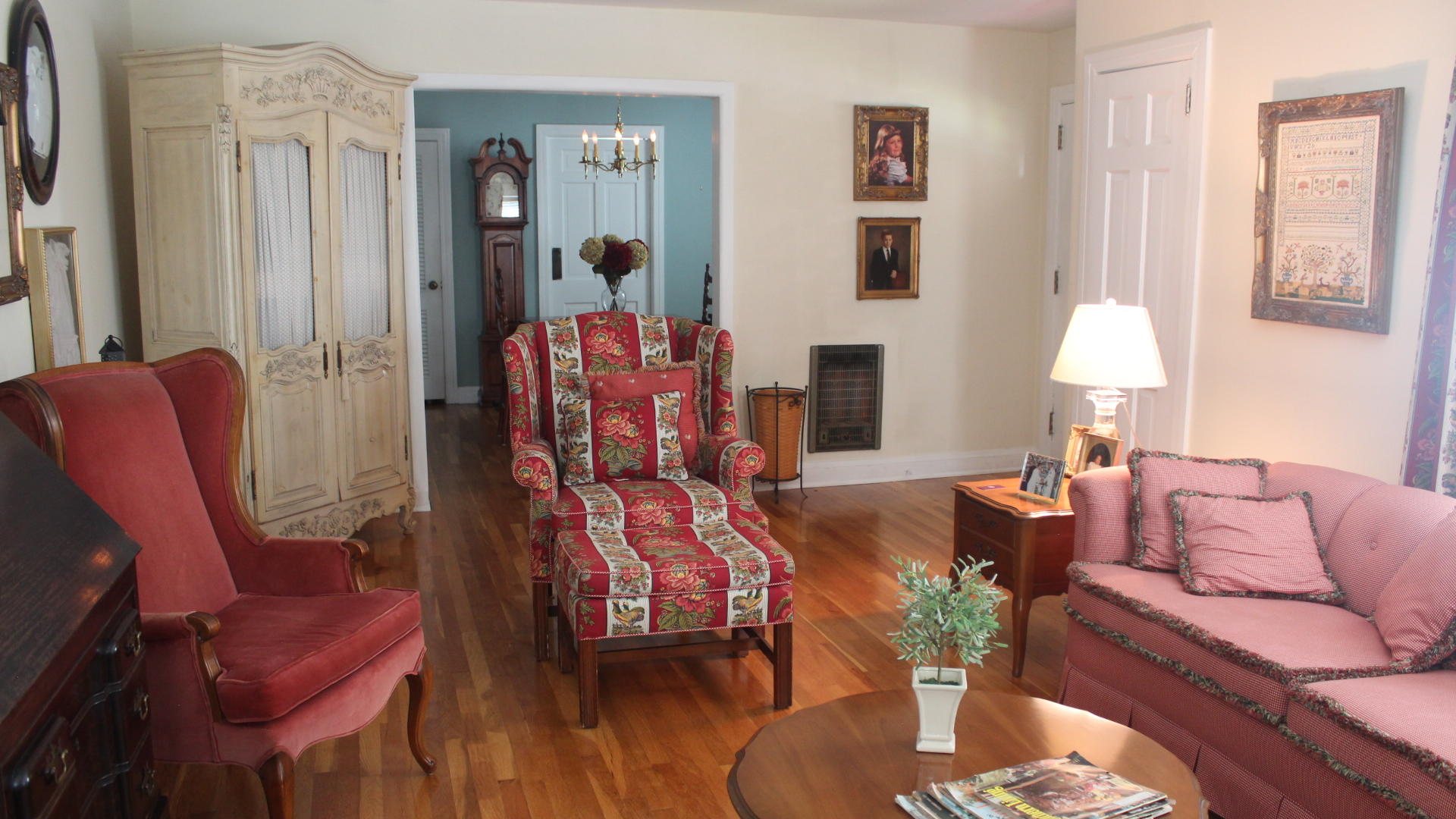 148 Cedar Valley Road Bristol, TN 37620 - Photo 15 of 25 IMG_3157
