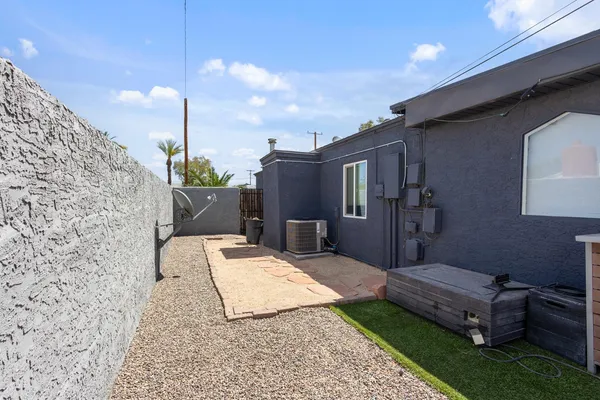 $3,500 | 3846 North 14th Avenue, Phoenix, AZ 85013
