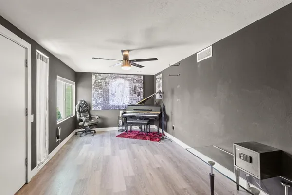 $3,500 | 3846 North 14th Avenue, Phoenix, AZ 85013