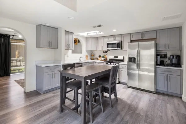 $3,500 | 3846 North 14th Avenue, Phoenix, AZ 85013