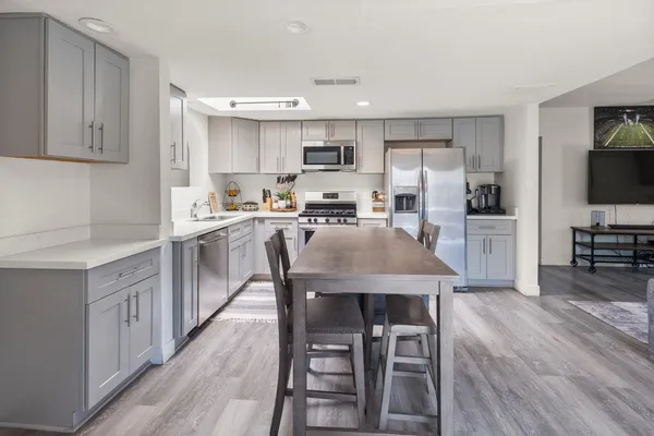 $3,500 | 3846 North 14th Avenue, Phoenix, AZ 85013