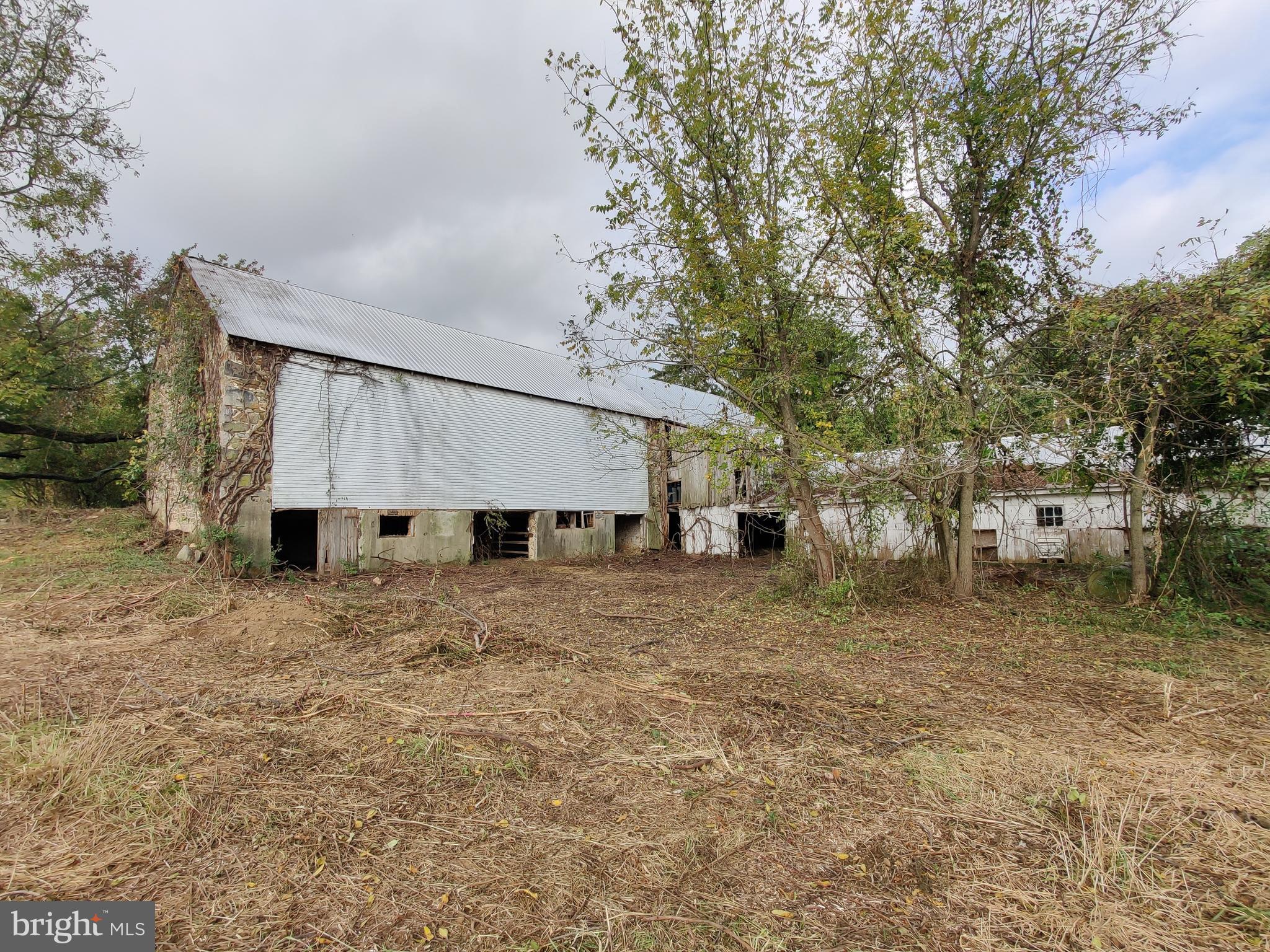 2225 Chestnut Tree Road Honey Brook, PA 19344 - Photo 27 of 33 Gallery Image 27
