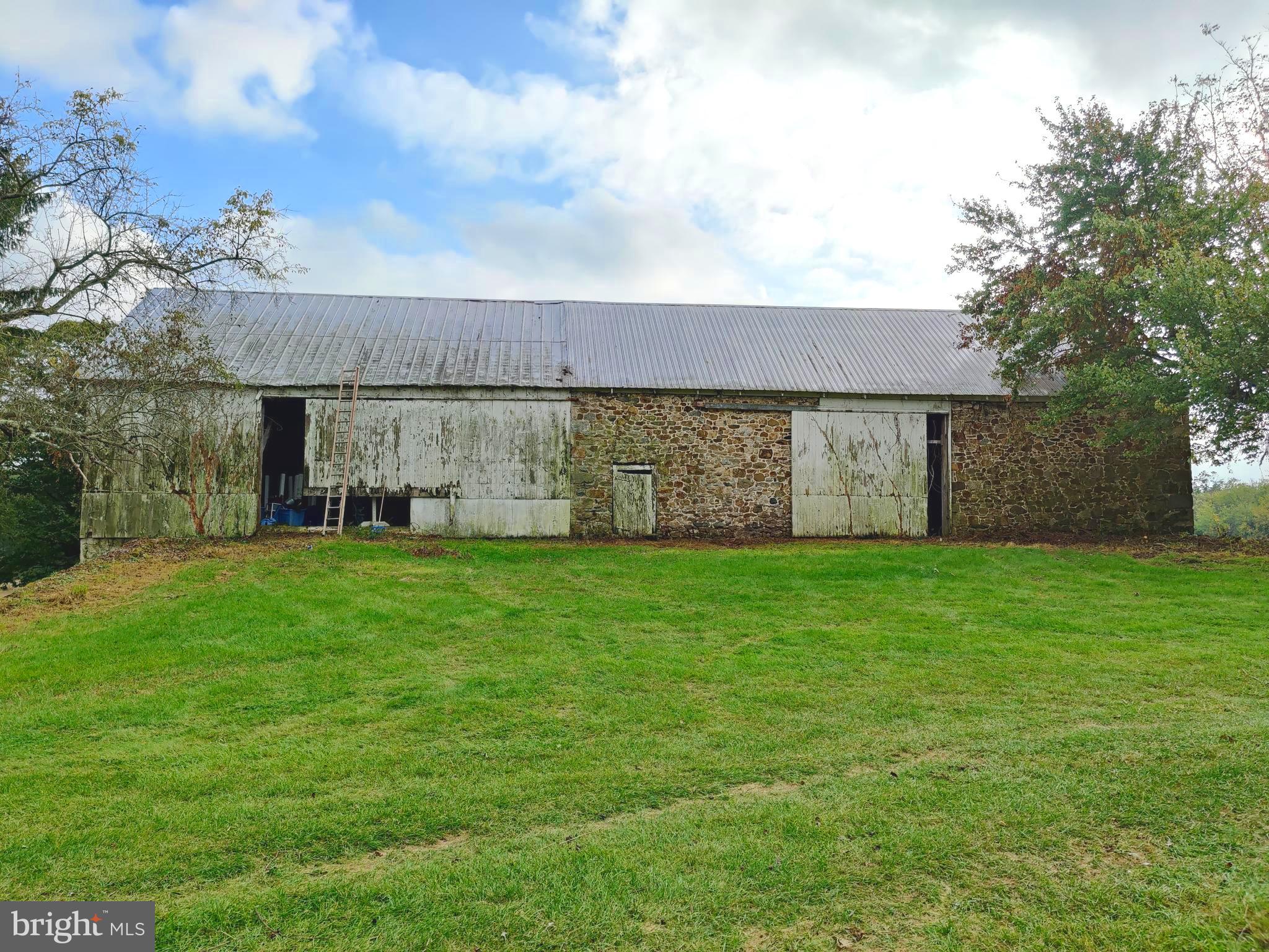 2225 Chestnut Tree Road Honey Brook, PA 19344 - Photo 32 of 33 Gallery Image 32