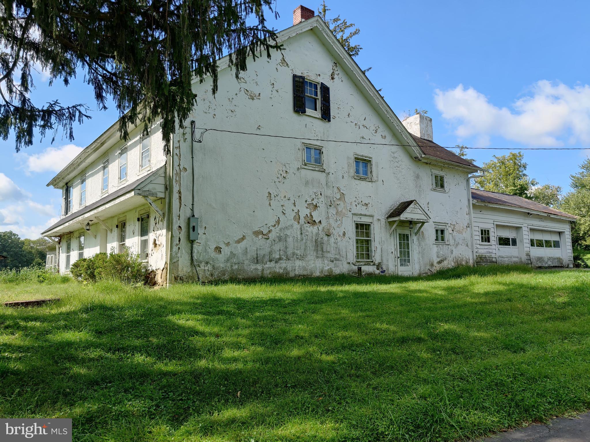 2225 Chestnut Tree Road Honey Brook, PA 19344 - Photo 8 of 33 Gallery Image 8