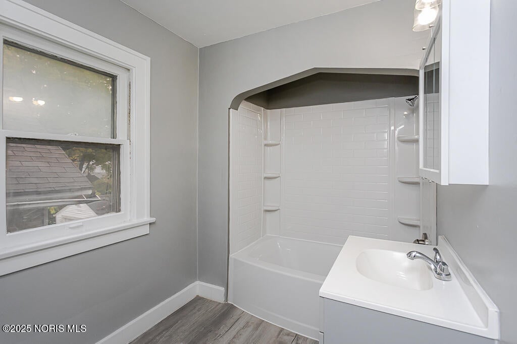 2041 Loxley Road Toledo, OH 43613 - Photo 23 of 30 175A8261