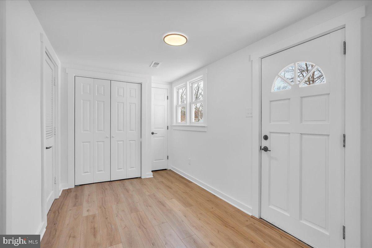 313 Cains Mill Road Williamstown, NJ 08094 - Photo 11 of 23 Gallery Image 11
