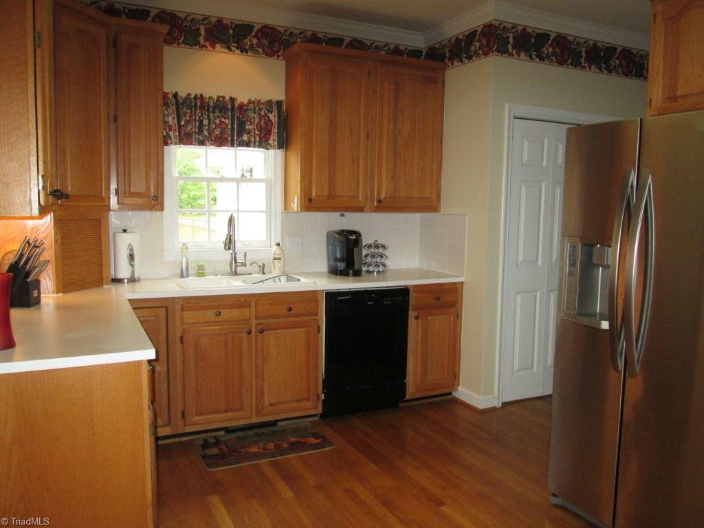 2800 Norwell Court Oak Ridge, NC 27310 - Photo 8 of 22