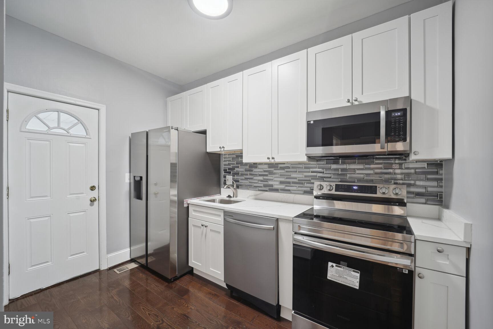 6304 45th Place Riverdale, MD 20737 - Photo 3 of 19 Kitchen